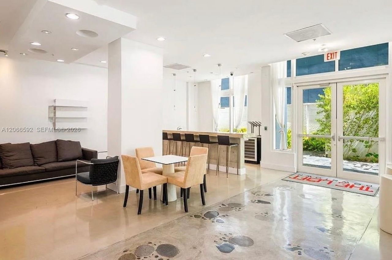 234 NE 3rd St, Unit 1603, Miami, FL 33132 Photo