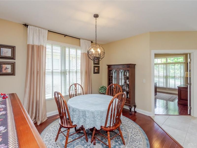 900 Eagle Run Drive, Centerville, OH 45458 Photo 10