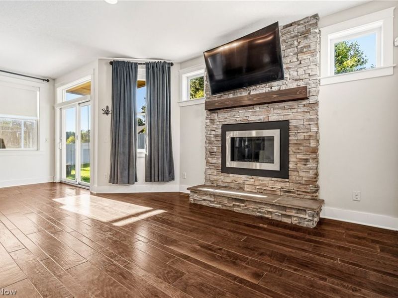 3610 Lake Center Street NW, Uniontown, OH 44685 Photo 13
