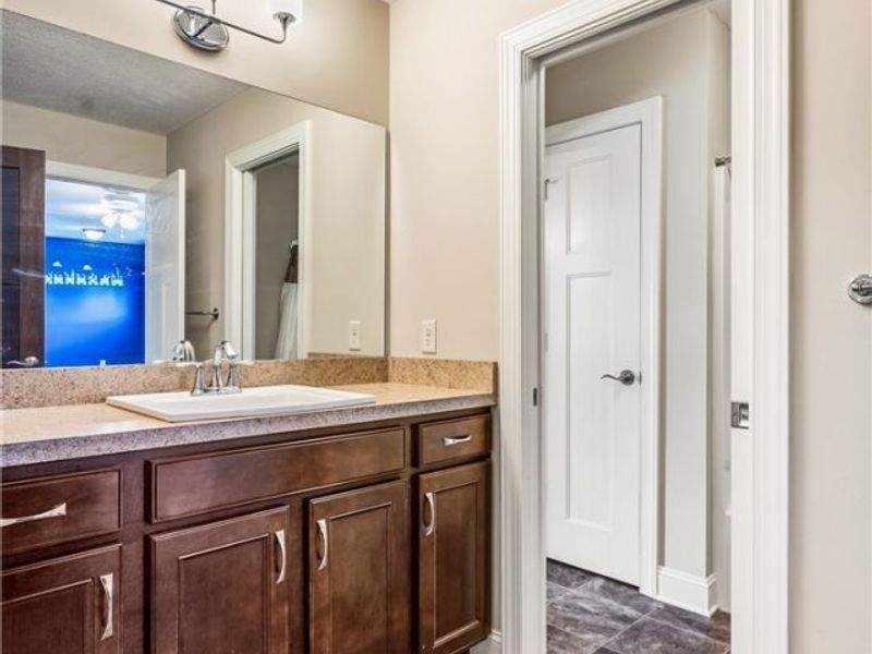 3610 Lake Center Street NW, Uniontown, OH 44685 Photo 32
