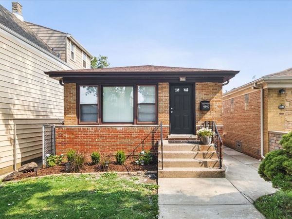 4840 W Gunnison Street , Chicago, IL 60630