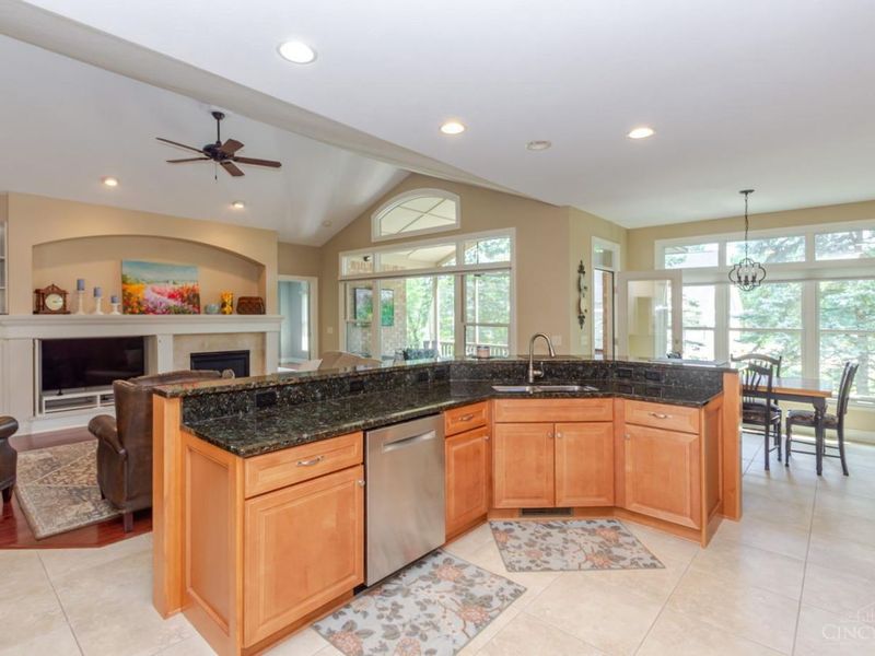 900 Eagle Run Drive, Centerville, OH 45458 Photo 16