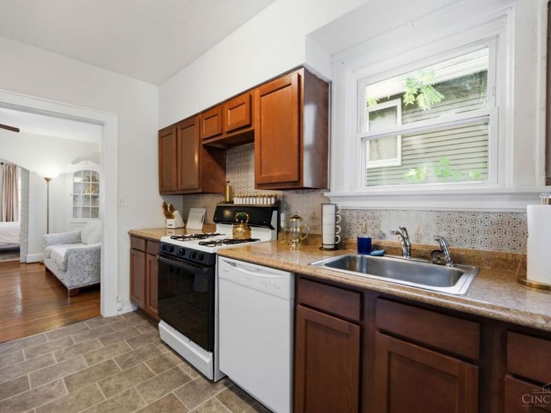 2704 Minot Avenue, Cincinnati, OH 45209 Photo 19