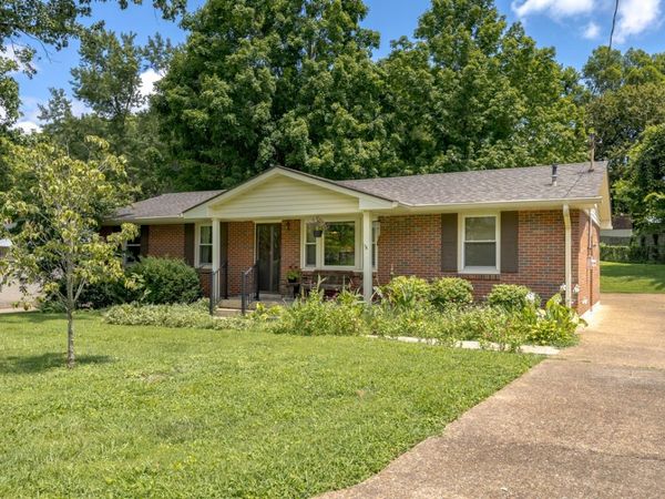 5026 Ashley Dr , Nashville, TN 37211