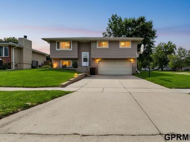 3321 NW 2nd Street, Lincoln, NE 68505
