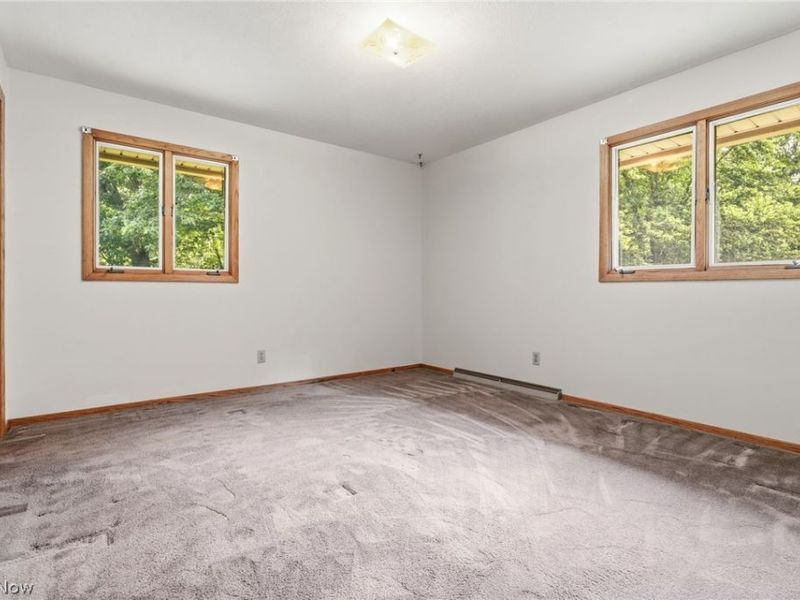 1129 Oak Tree Road, Akron, OH 44320 Photo 17