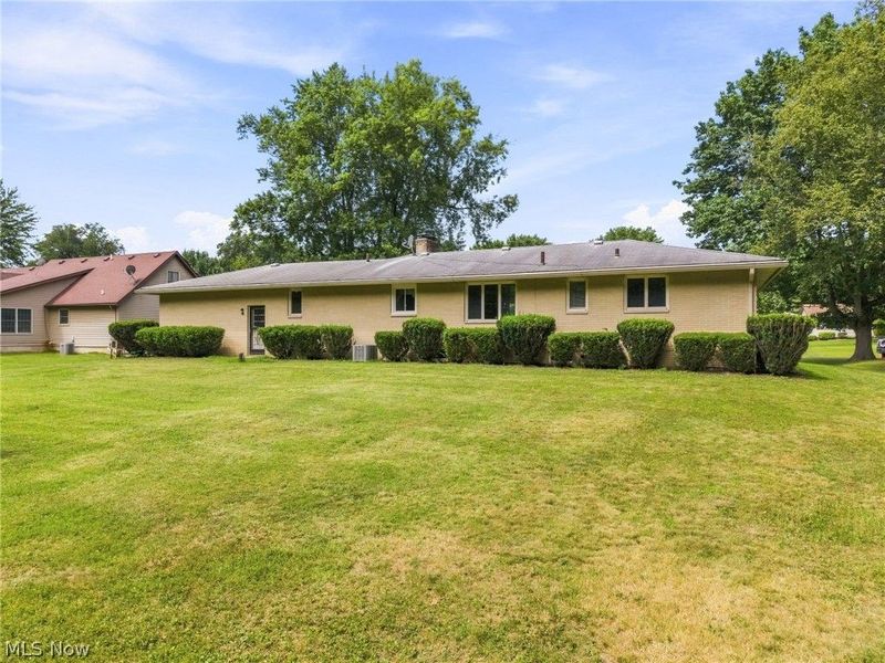 1129 Oak Tree Road, Akron, OH 44320 Photo 27