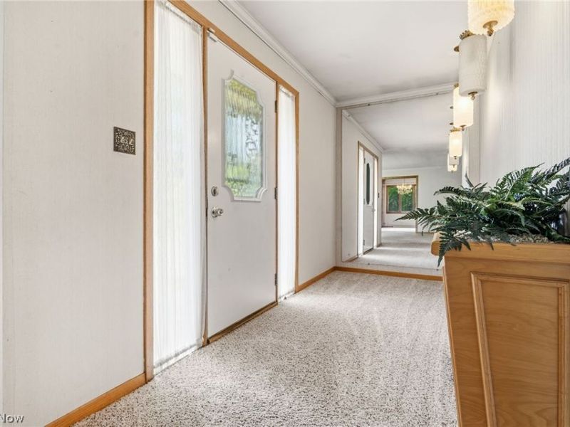 1129 Oak Tree Road, Akron, OH 44320 Photo 4