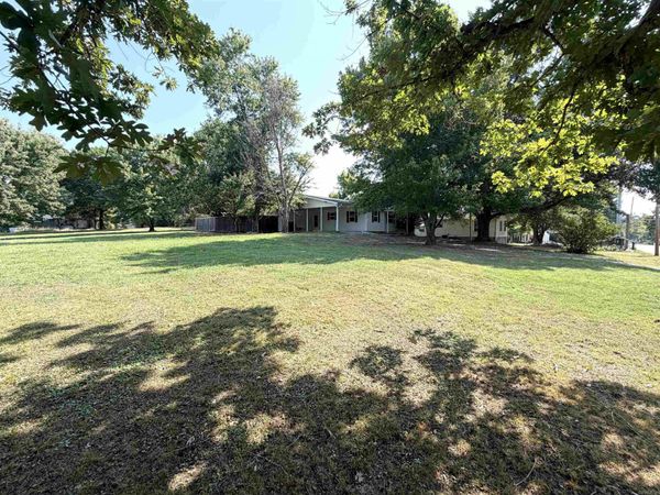 404 Deridder Avenue , Mena, AR 71953