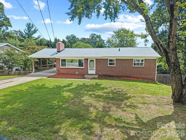 10 Monte Vista Circle , Candler, NC 28715