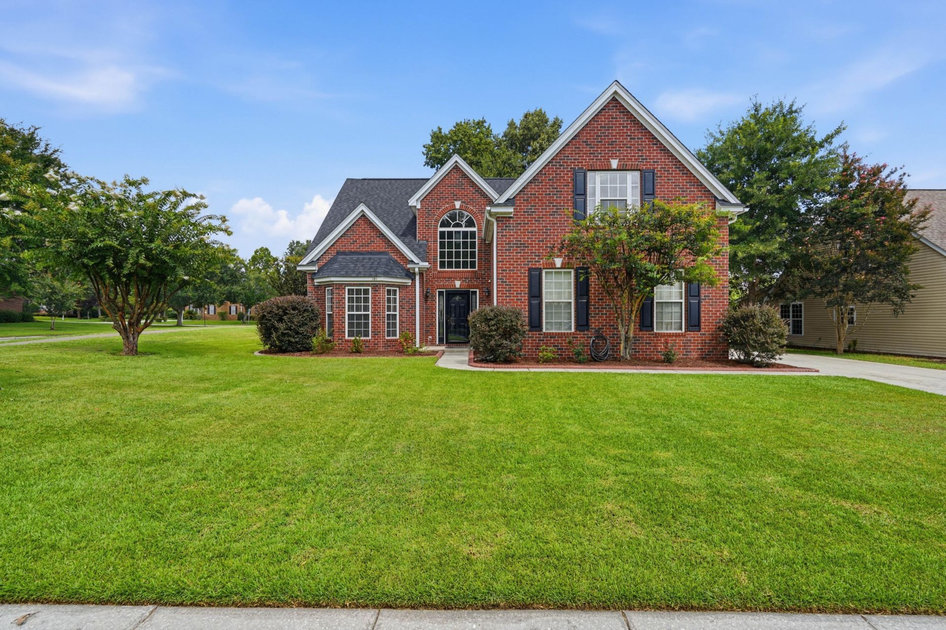 101 Tanglewood Circle Photo 4