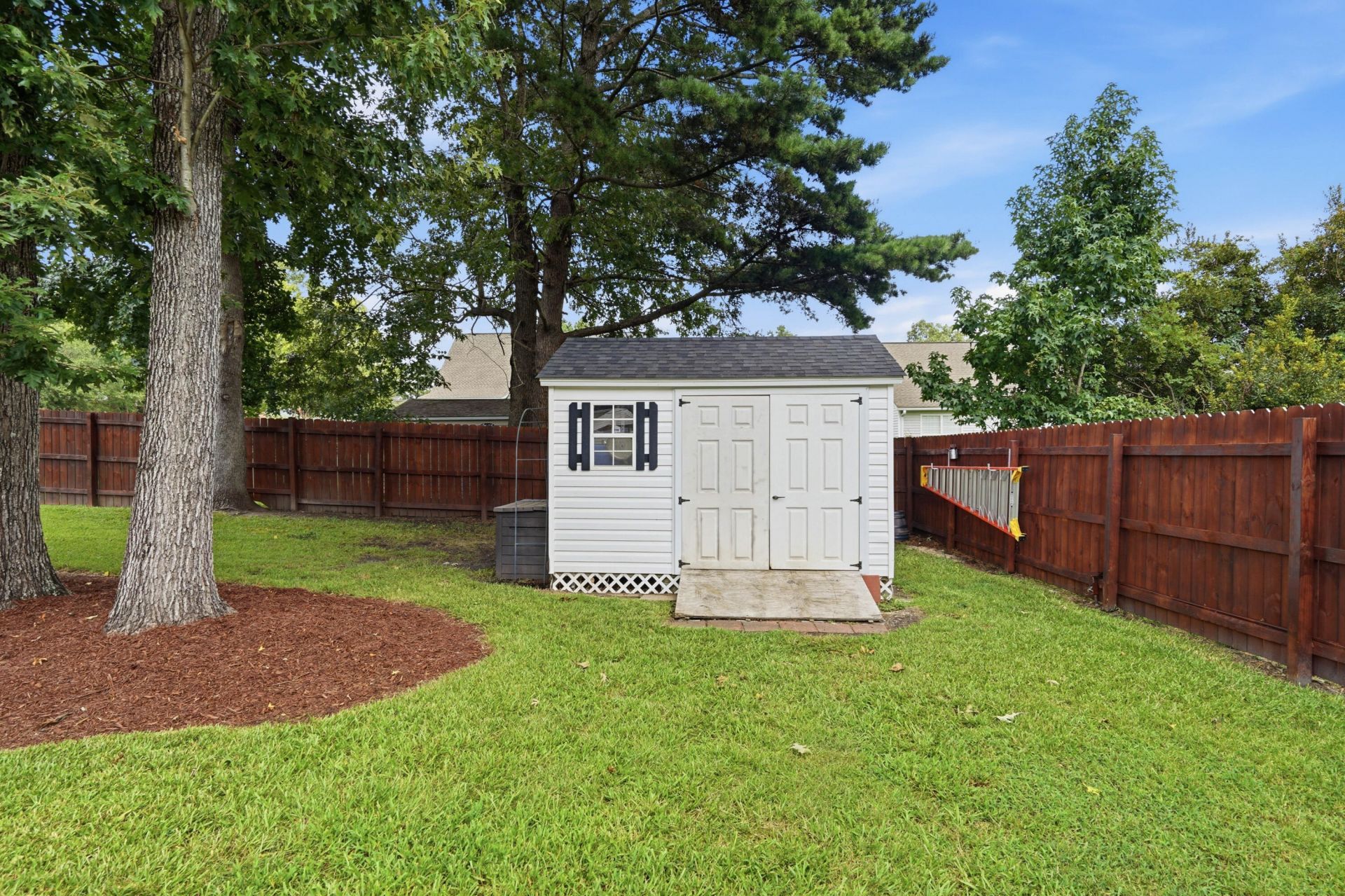 101 Tanglewood Circle Photo 68