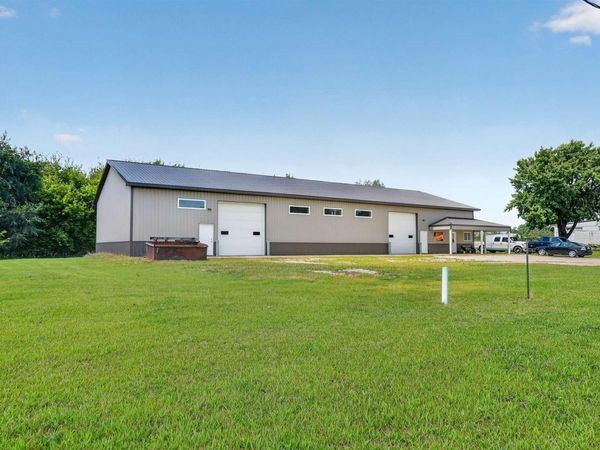 109 Bradford Parkway, Nashua, IA 50658