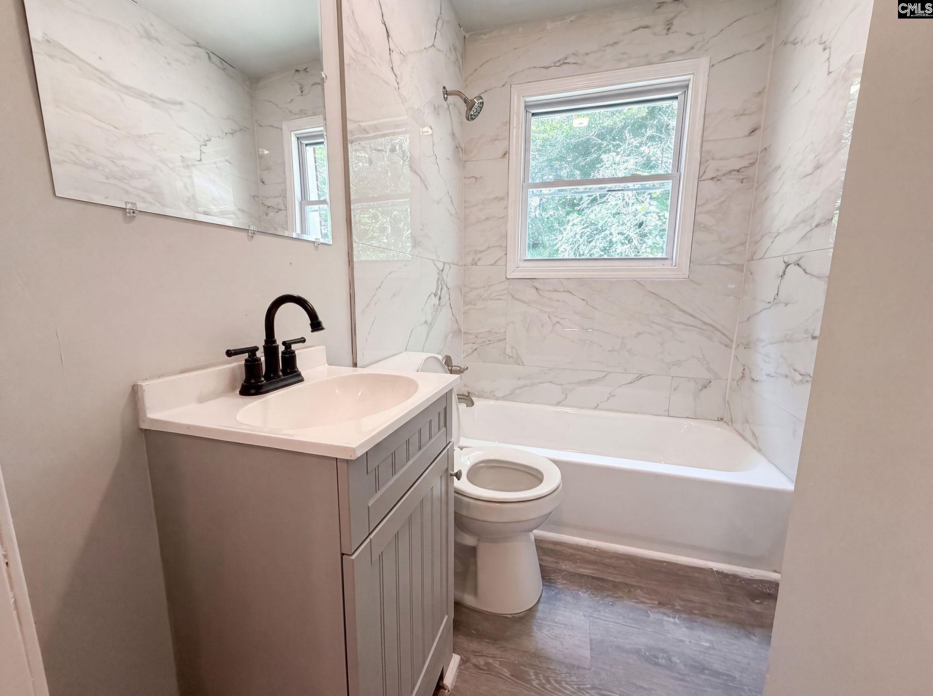 2257 Chappelle Street  Photo 10