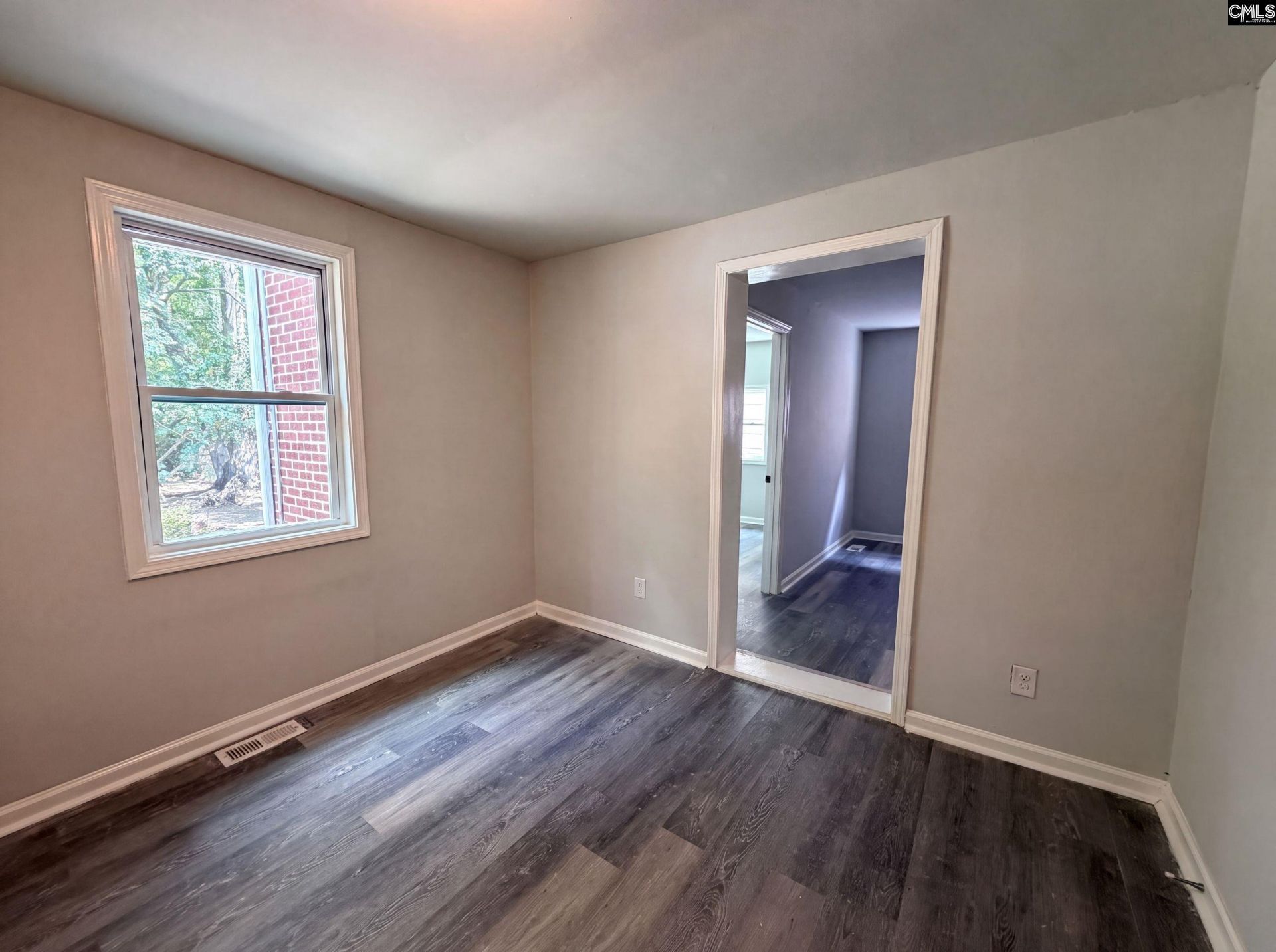 2257 Chappelle Street  Photo 7