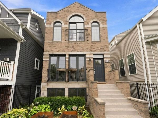 4106 N Saint Louis Avenue , Chicago, IL 60618