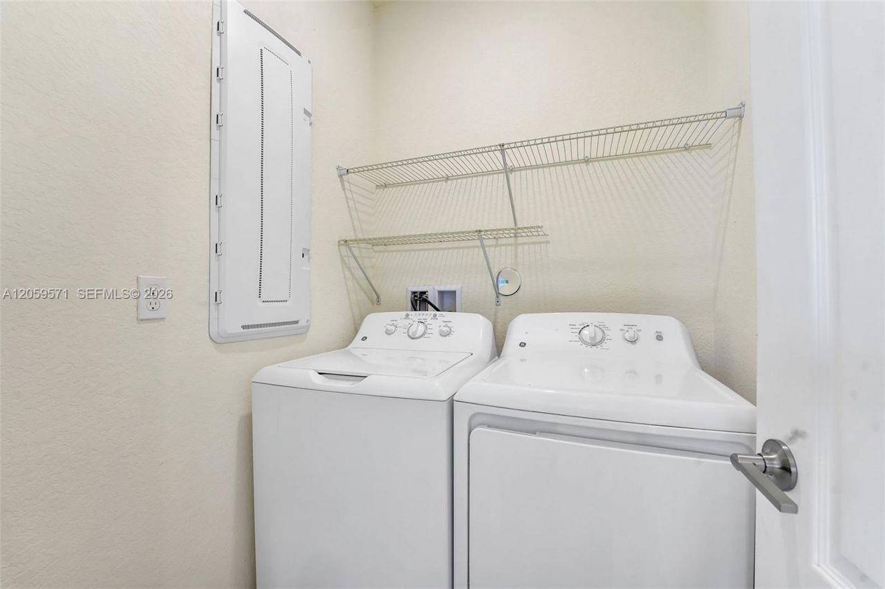 8341 NW Greenbank Cir , Port Saint Lucie, FL 34987 Photo