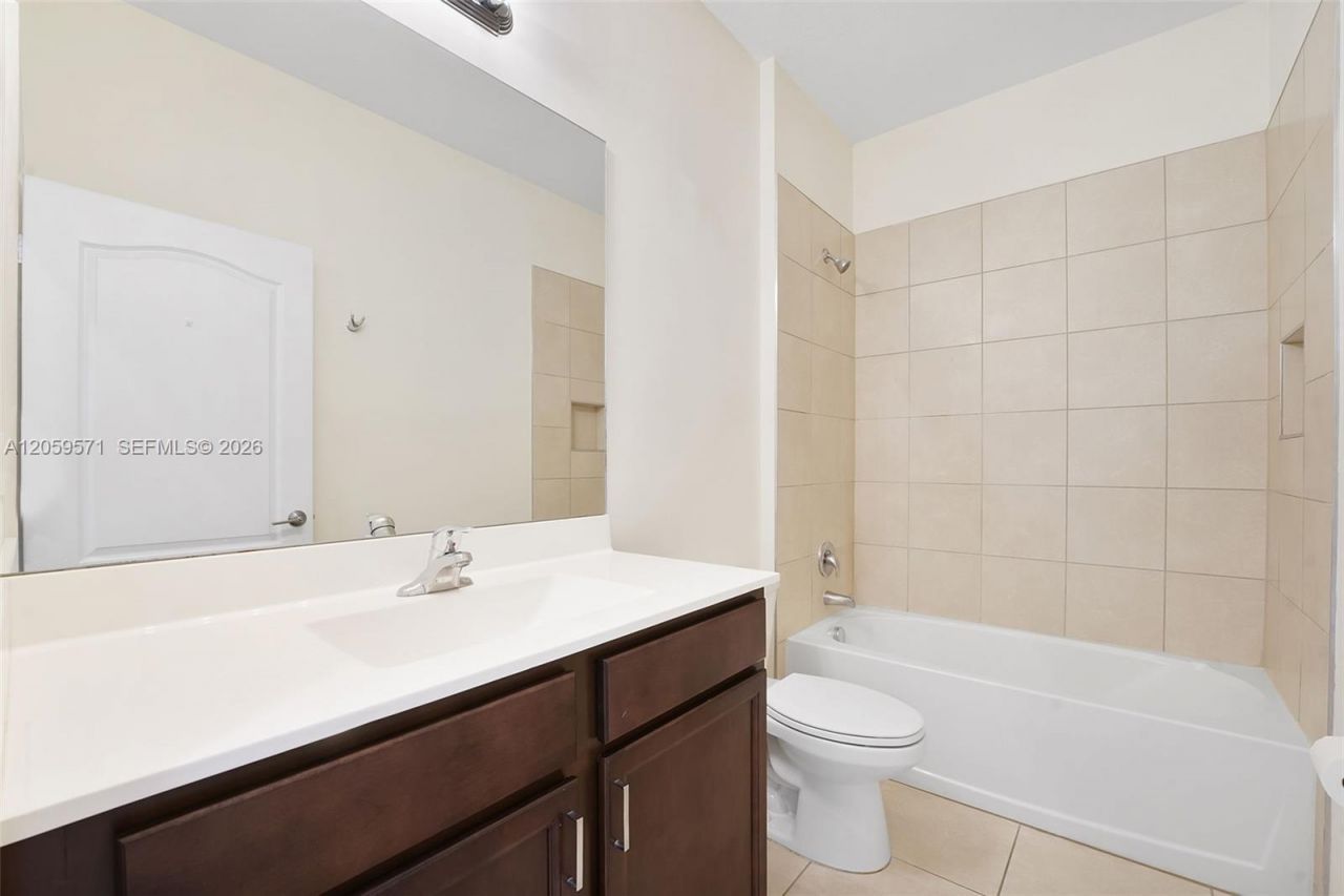 8341 NW Greenbank Cir , Port Saint Lucie, FL 34987 Photo