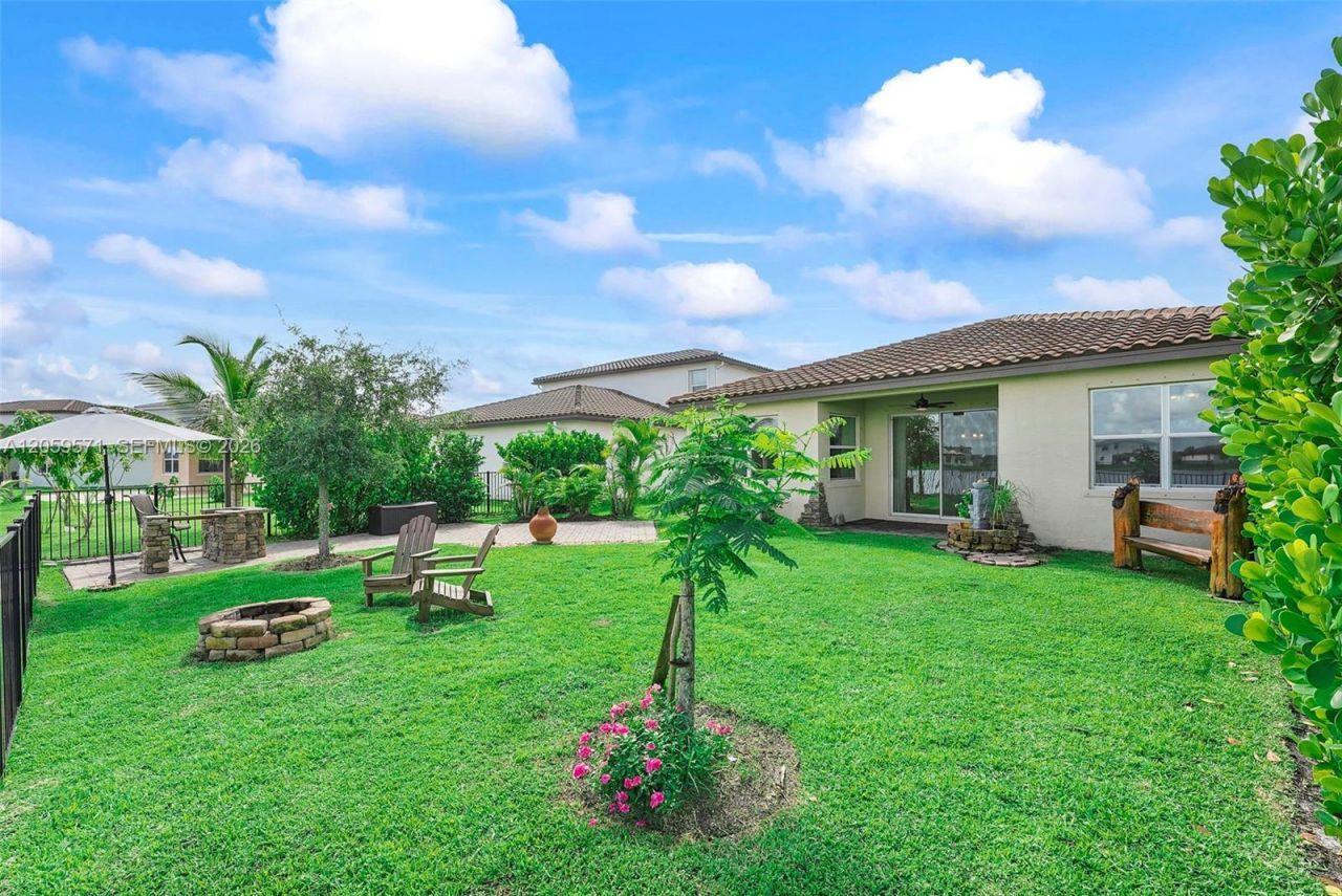 8341 NW Greenbank Cir , Port Saint Lucie, FL 34987 Photo