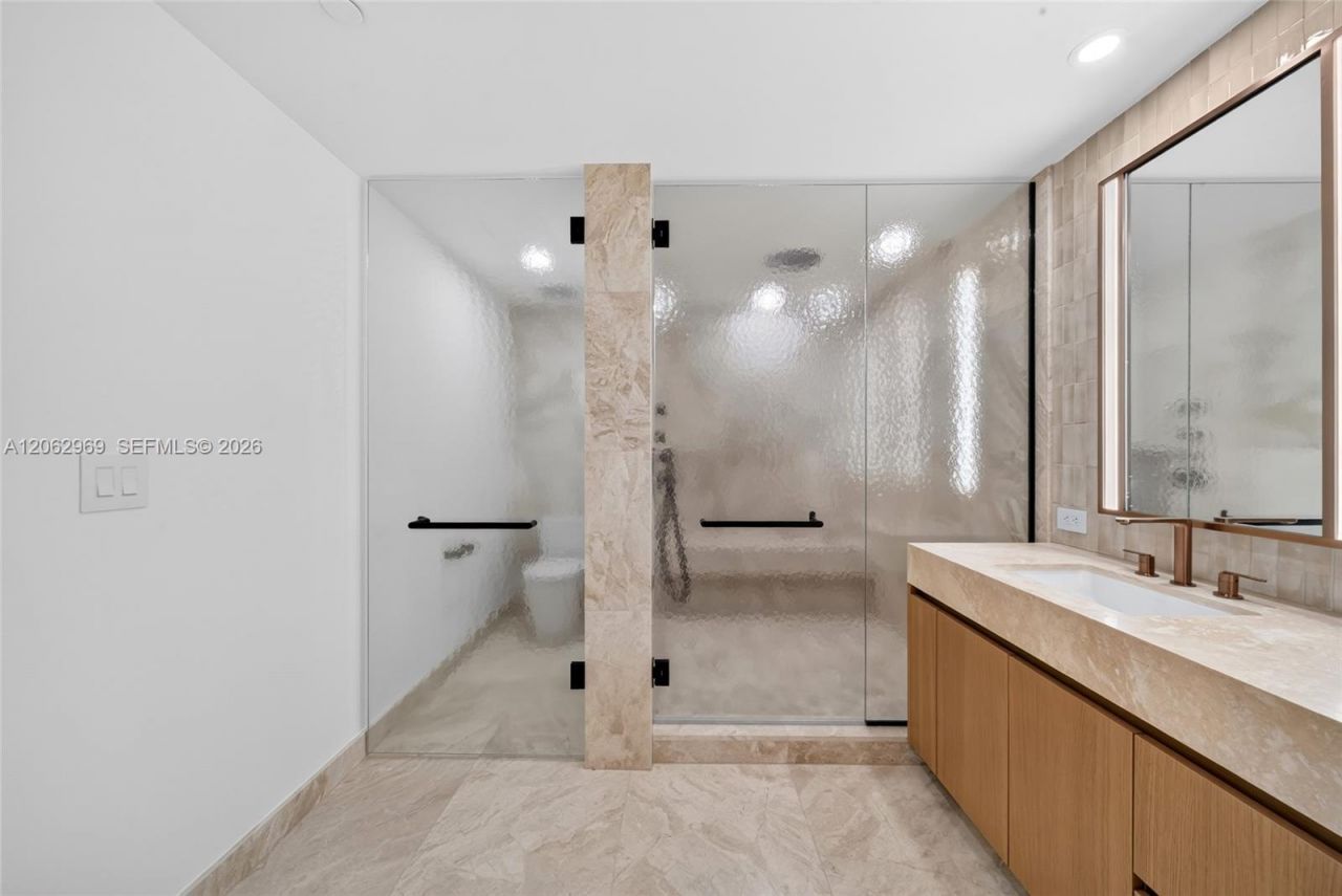 1176 97th St, Unit 501, Bay Harbor Islands, FL 33154 Photo