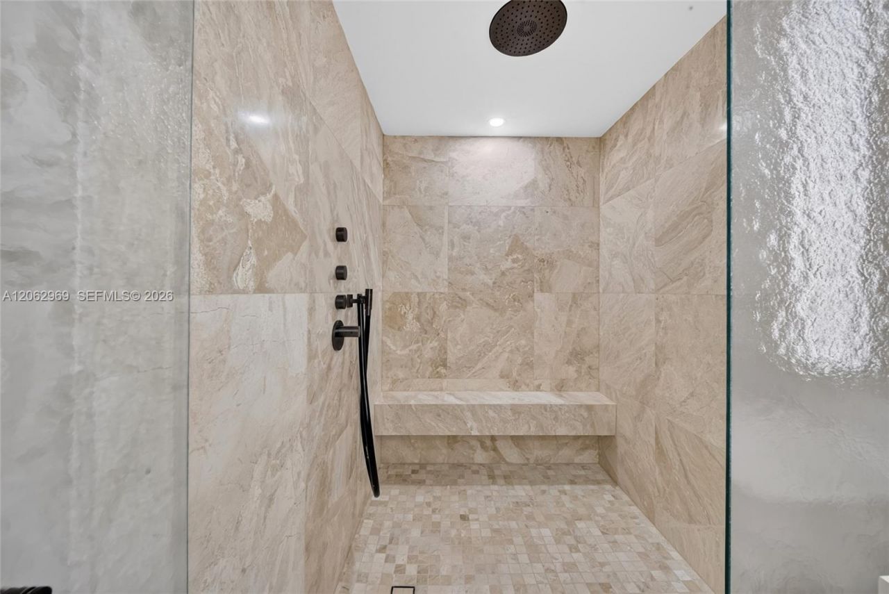 1176 97th St, Unit 501, Bay Harbor Islands, FL 33154 Photo