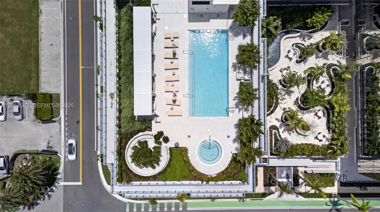 1176 97th St, Unit 501, Bay Harbor Islands, FL 33154 Photo