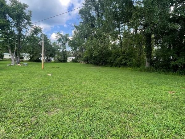 1213 Thornton Street , Pacific, MO 63069