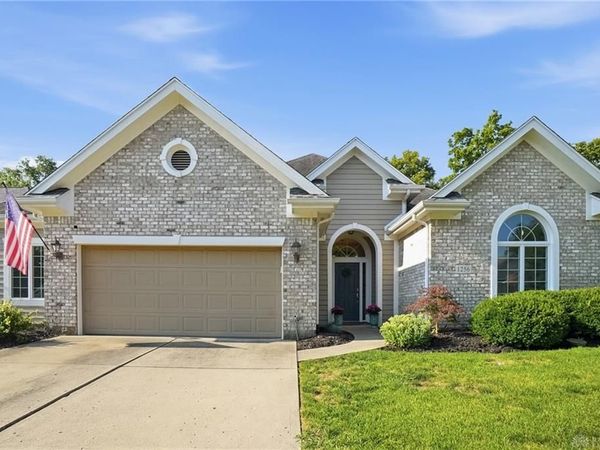 1256 Forest Walk Drive, Centerville, OH 45459