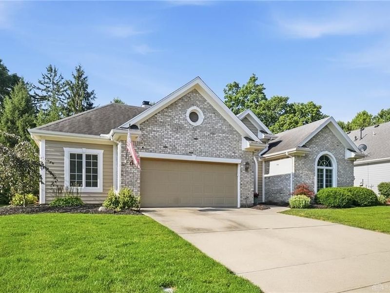 1256 Forest Walk Drive, Centerville, OH 45459 Photo 2