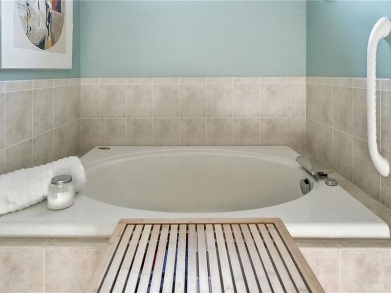 1256 Forest Walk Drive, Centerville, OH 45459 Photo 33