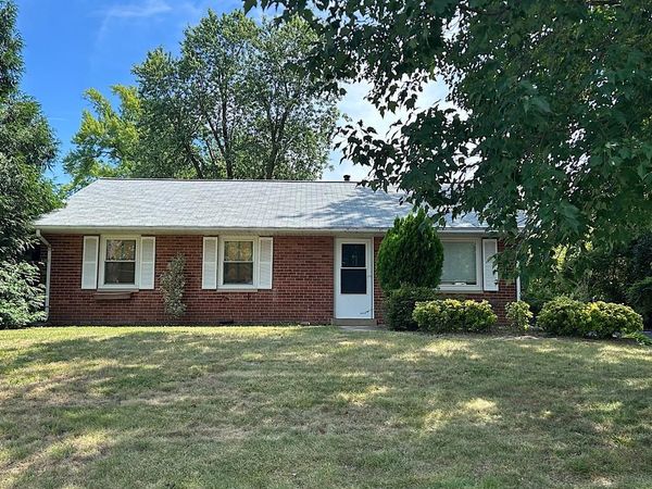 6211 EVERGLADES, ALEXANDRIA, VA 22312