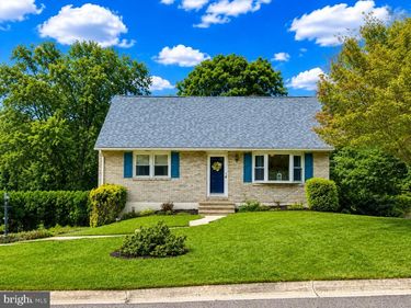 1274 DORIS DRIVE, POTTSTOWN, PA 19464