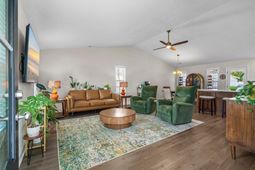 9655 Kings Grant Dr.  photo 4