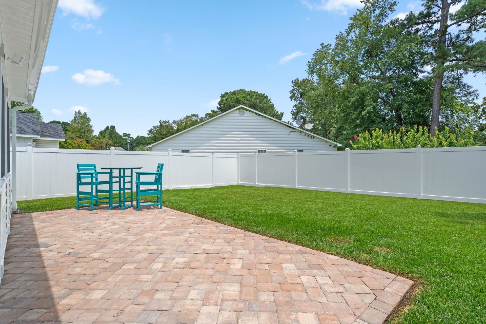 9655 Kings Grant Dr.  Photo 32