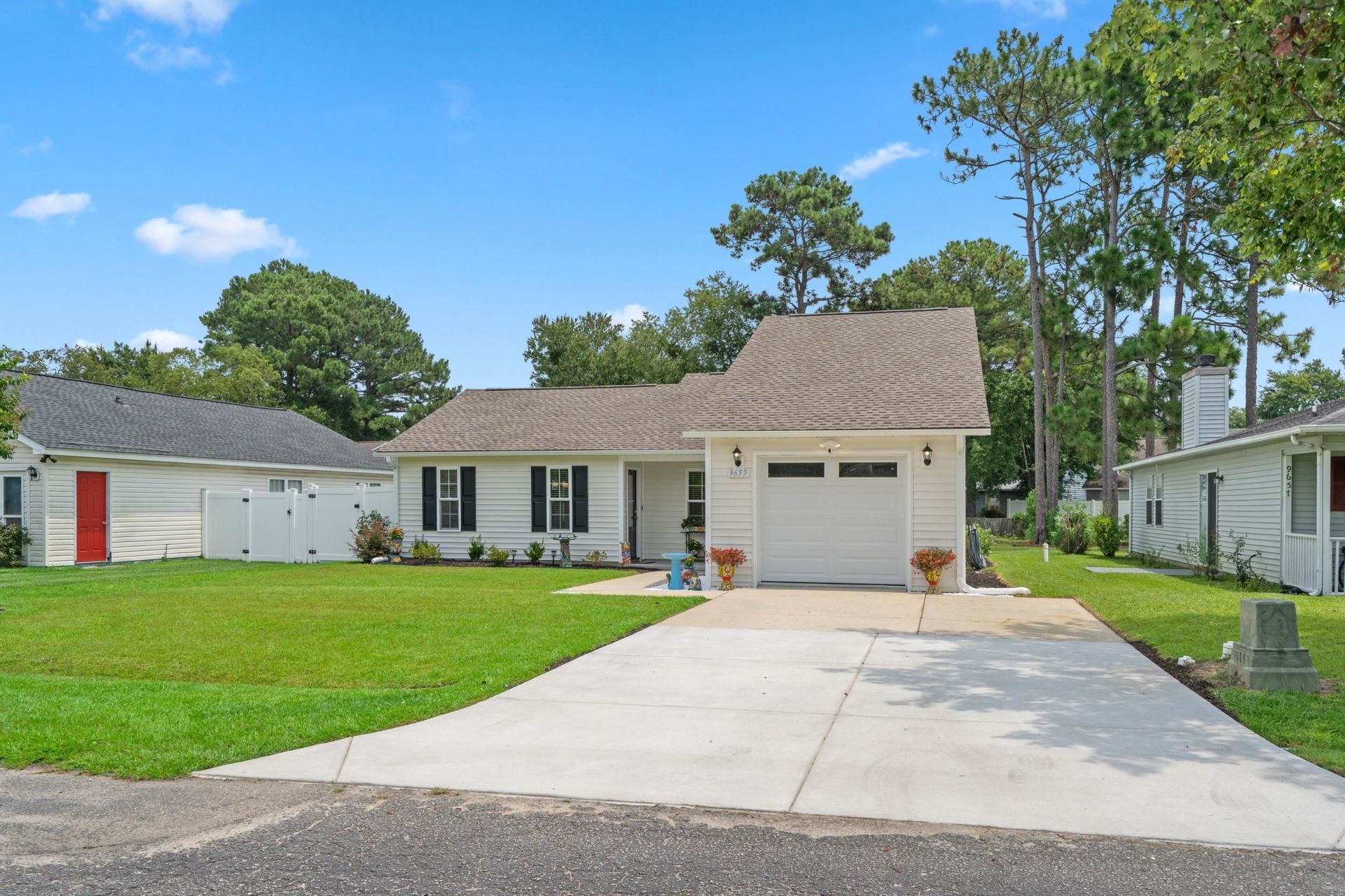 9655 Kings Grant Dr.  Photo 33