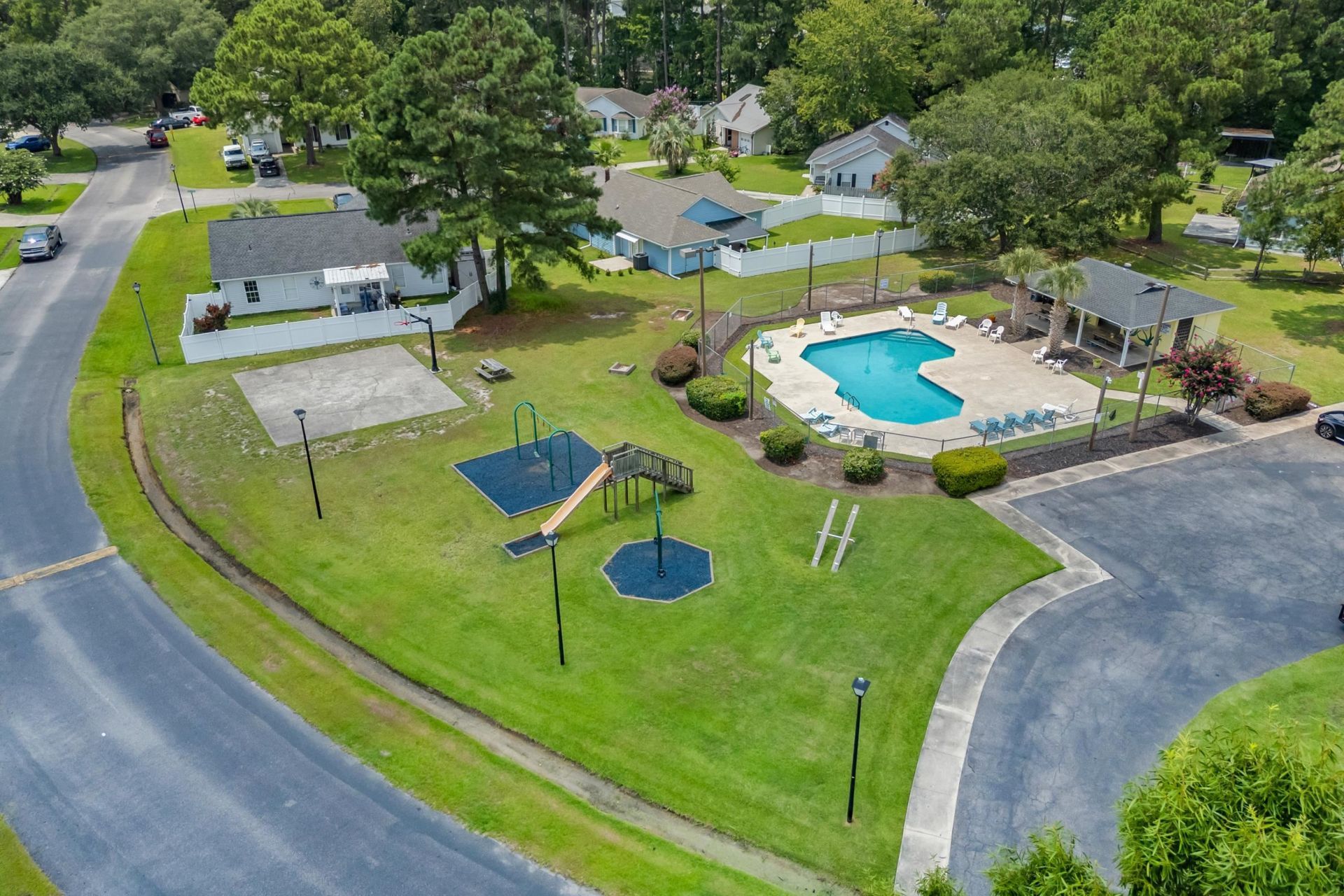 9655 Kings Grant Dr.  Photo 50