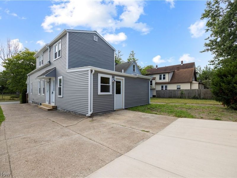 2054 Magee Street, Lakewood, OH 44107 Photo 38