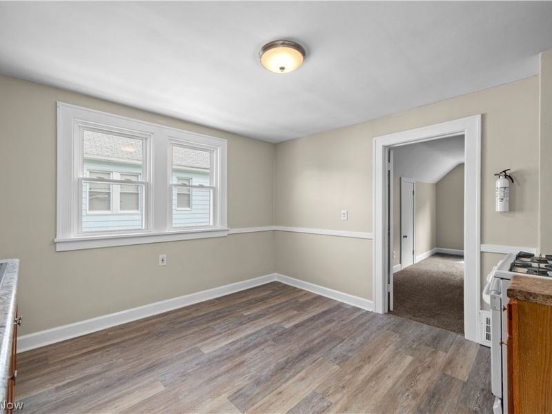 2054 Magee Street, Lakewood, OH 44107 Photo 5