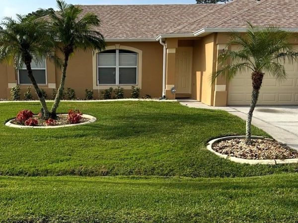 317 CHELMSFORD COURT , KISSIMMEE, FL 34758