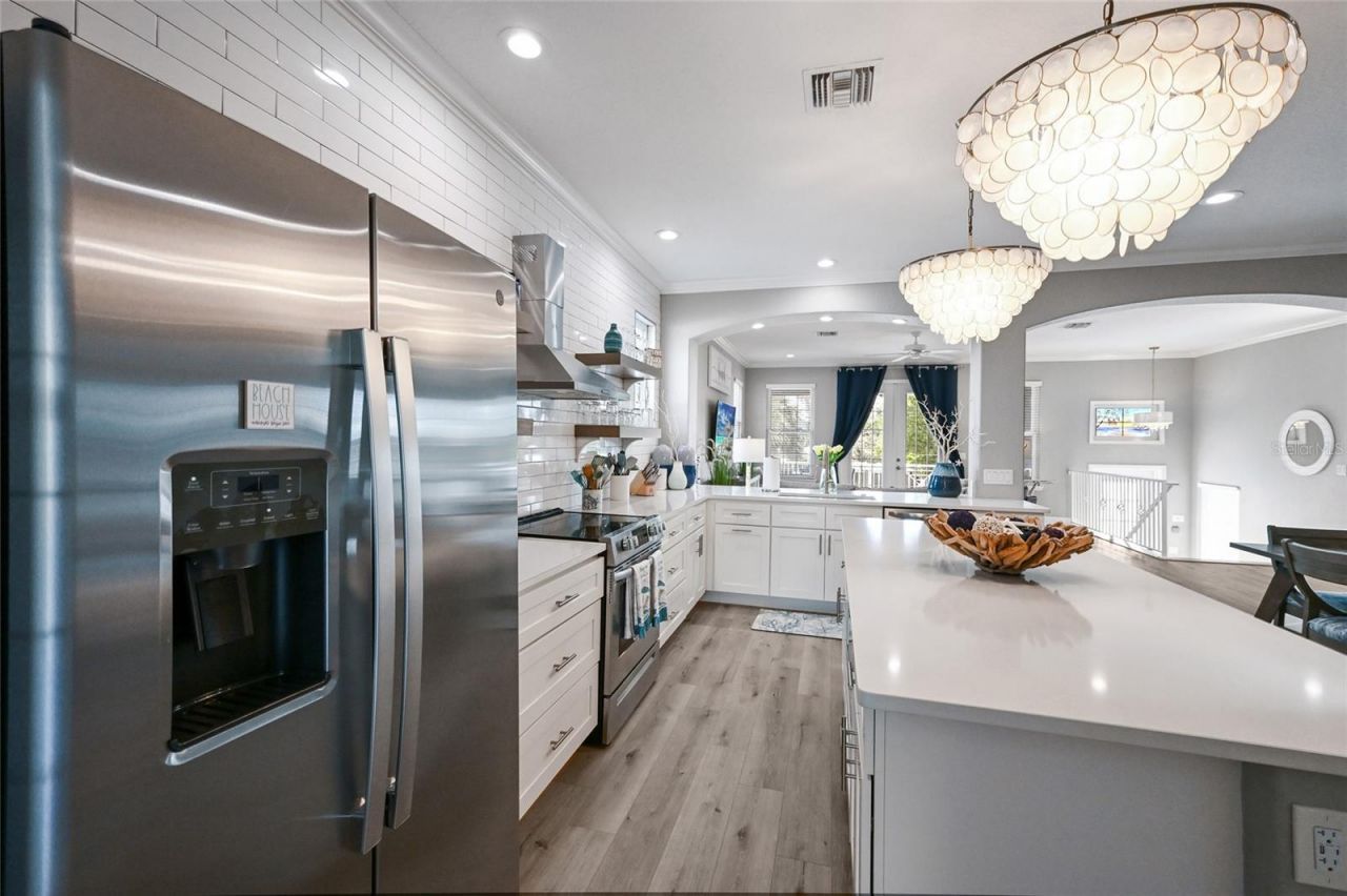 159 Crescent Drive, Anna Maria, FL 34216 Photo
