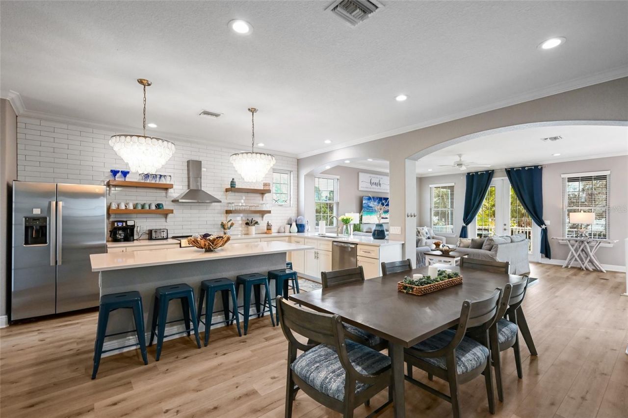 159 Crescent Drive, Anna Maria, FL 34216 Photo
