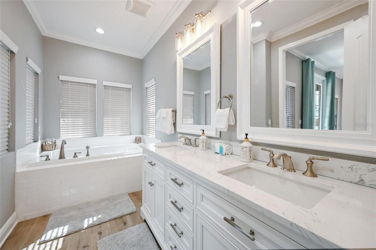 159 Crescent Drive, Anna Maria, FL 34216 Photo