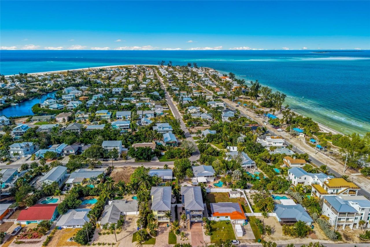 159 Crescent Drive, Anna Maria, FL 34216 Photo