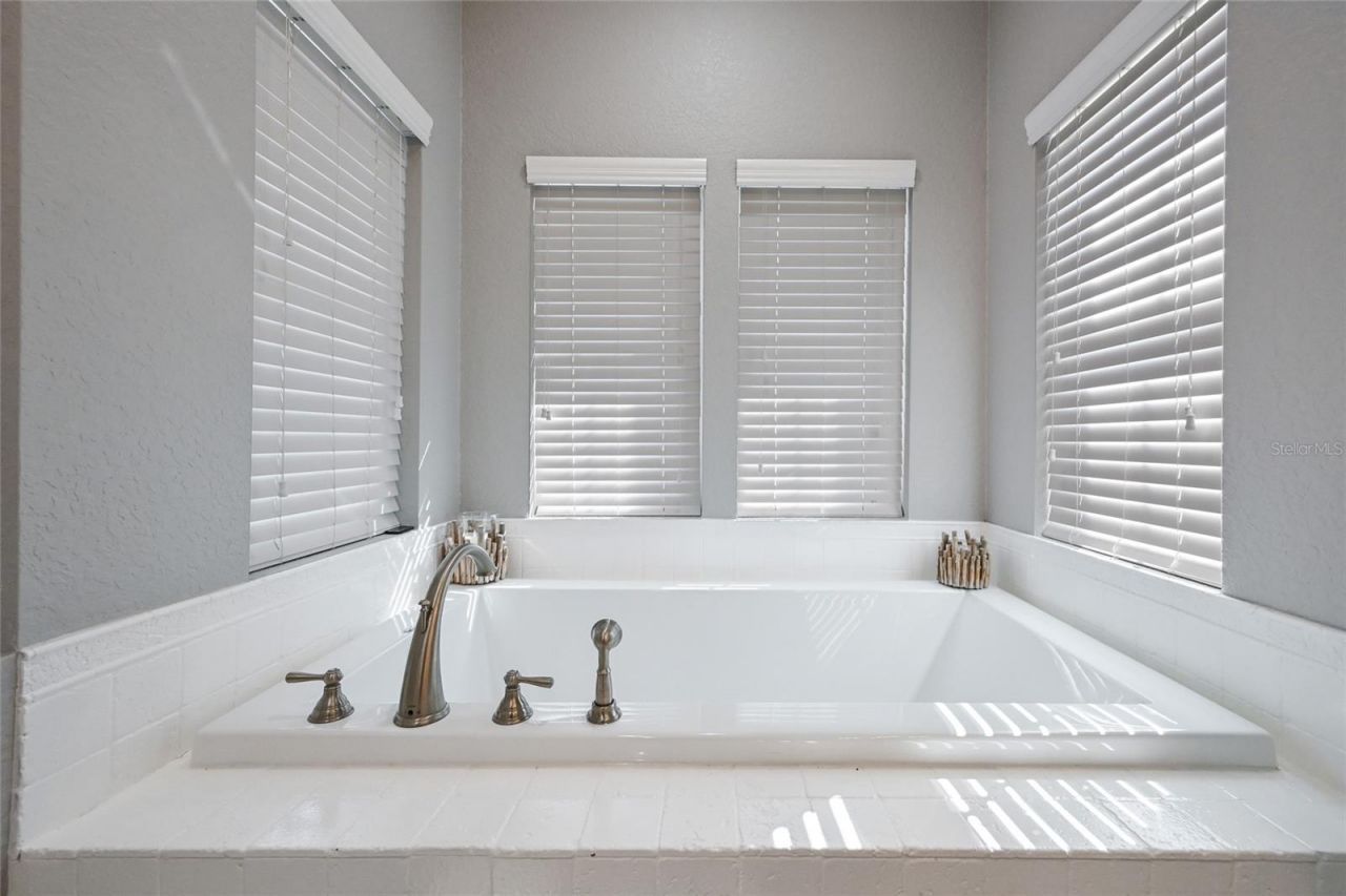 159 Crescent Drive, Anna Maria, FL 34216 Photo
