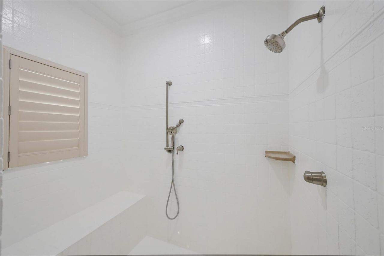 159 Crescent Drive, Anna Maria, FL 34216 Photo