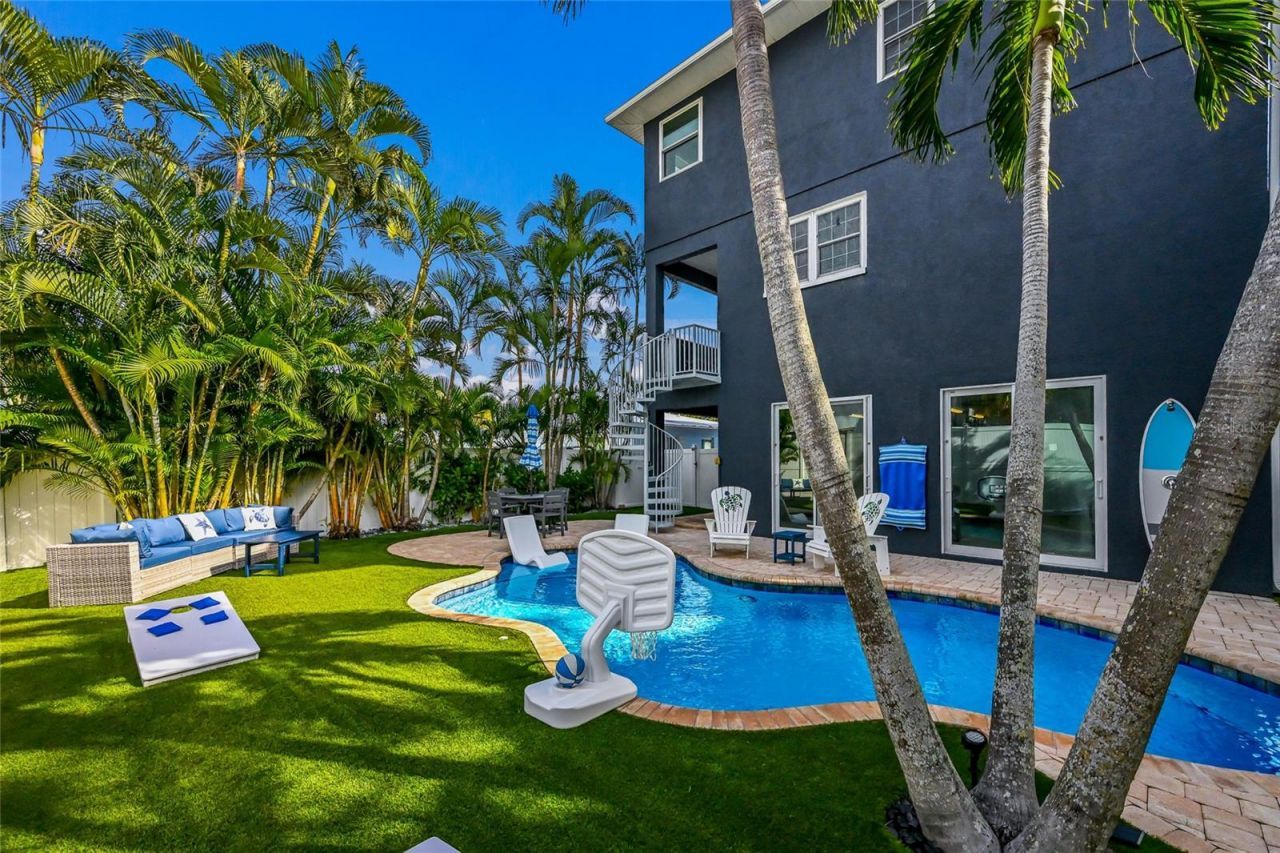 159 Crescent Drive, Anna Maria, FL 34216 Photo