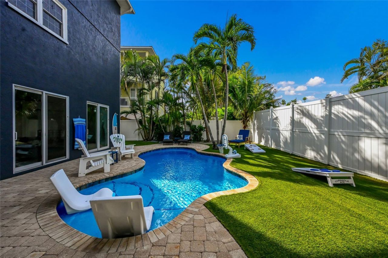 159 Crescent Drive, Anna Maria, FL 34216 Photo