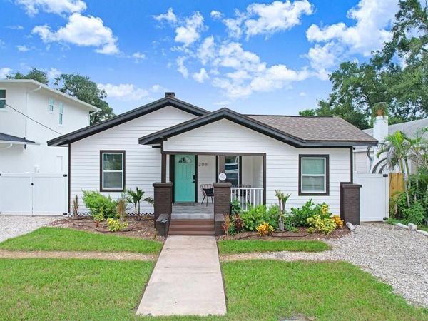 209 W HIAWATHA STREET , TAMPA, FL 33604