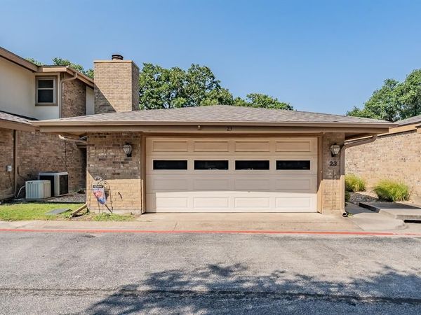 23 Park Lane, Bedford, TX 76021