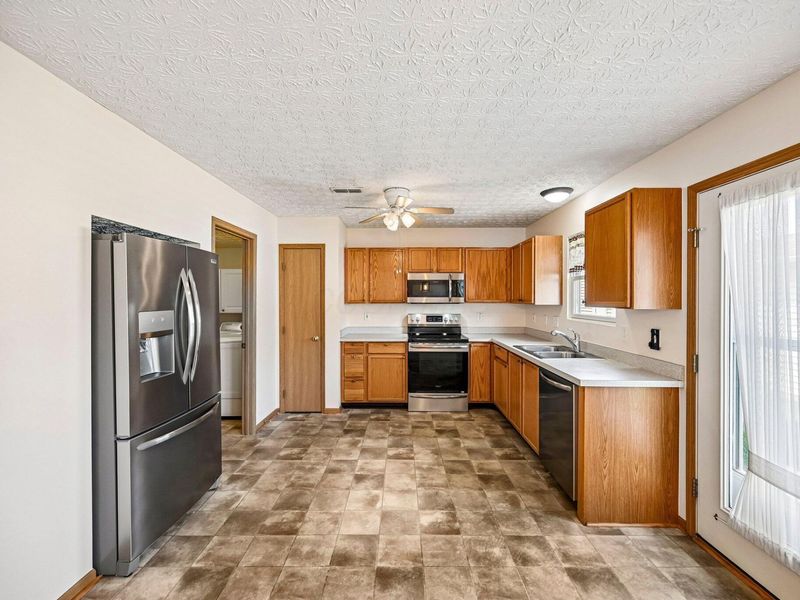 5404 Glendalough Street , Unit C, Canal Winchester, OH 43110 Photo 15